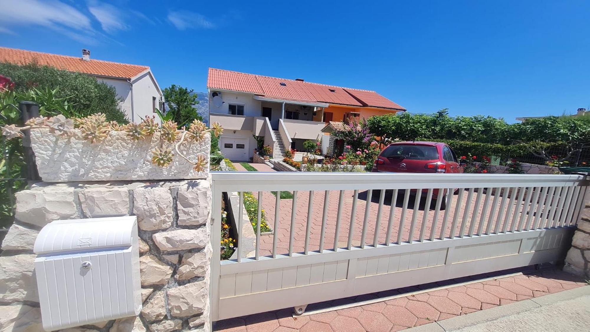 Apartman "Flower Garden" Ražanac Exterior foto